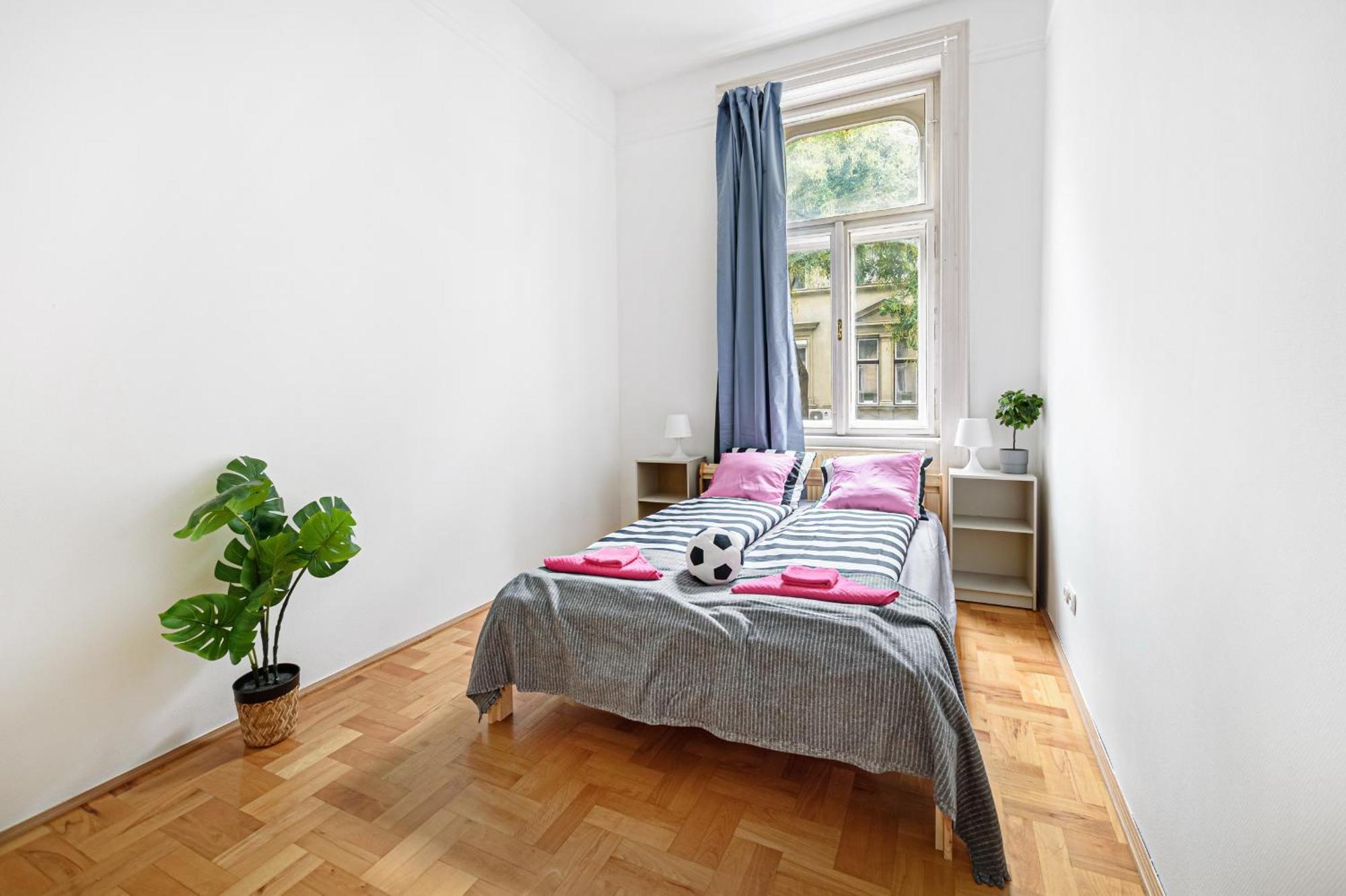 Urban Nice Homes Citycentre Будапеща Екстериор снимка