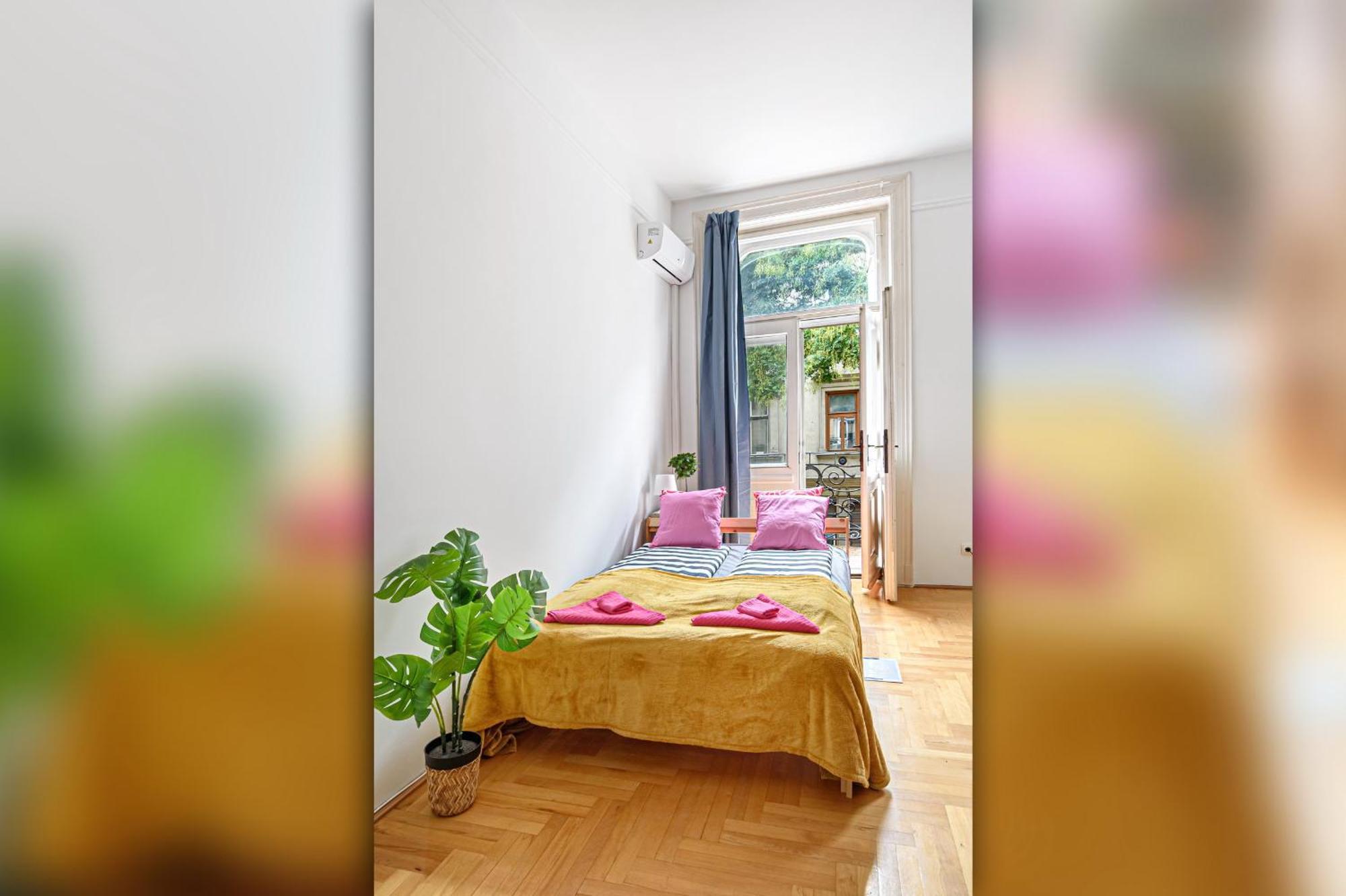 Urban Nice Homes Citycentre Будапеща Екстериор снимка